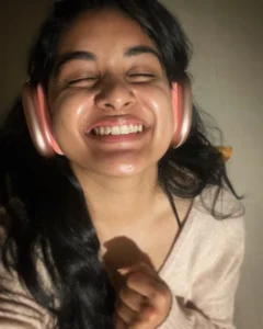 Nivetha Thomas Age